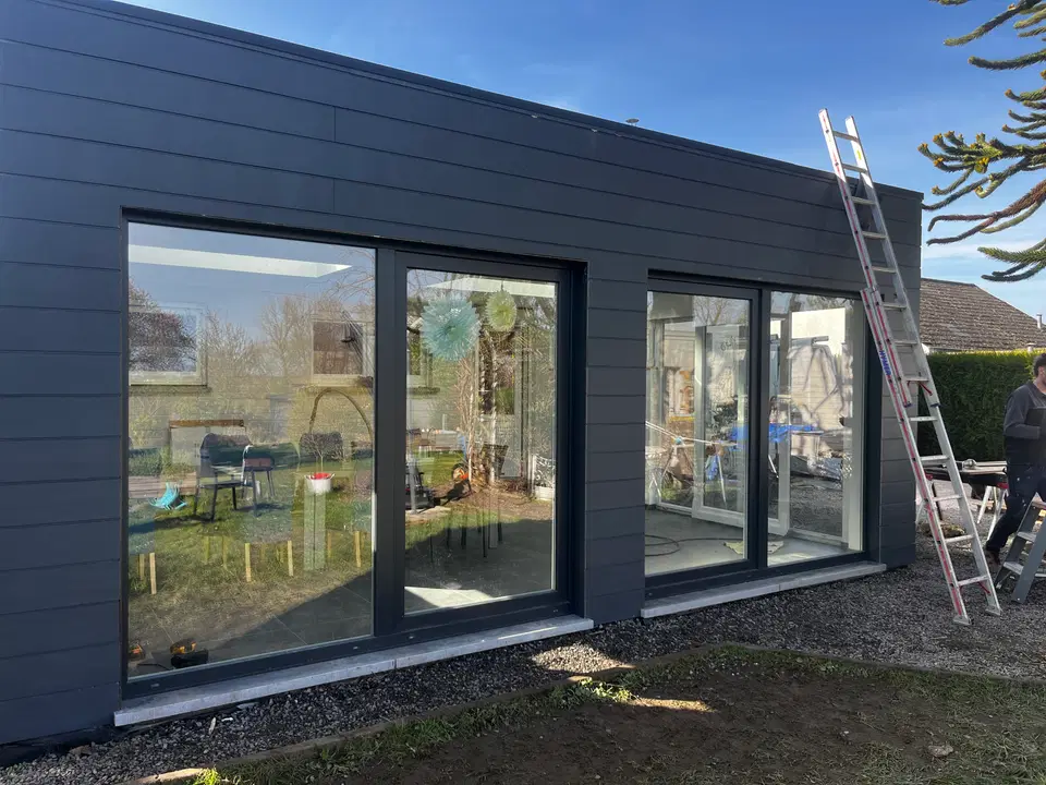 Extension en ossature bois à la place d’une véranda — vers la fin du chantier