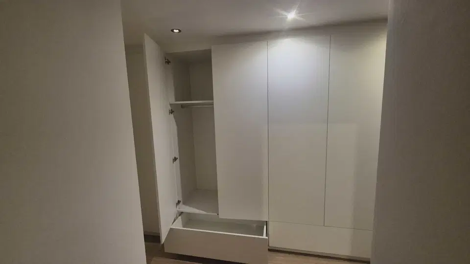 Vestiaire sur mesure — en fin de chantier